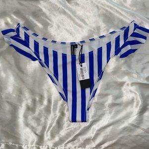 Kendall + Kylie Ruffle Bottom